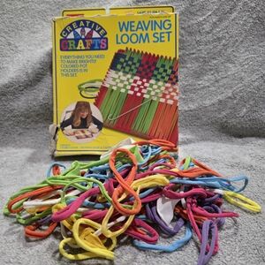 Creative Crafts Weaving Loom Set Colored Looper Bands And Box ONLY Vintage‎ 1993